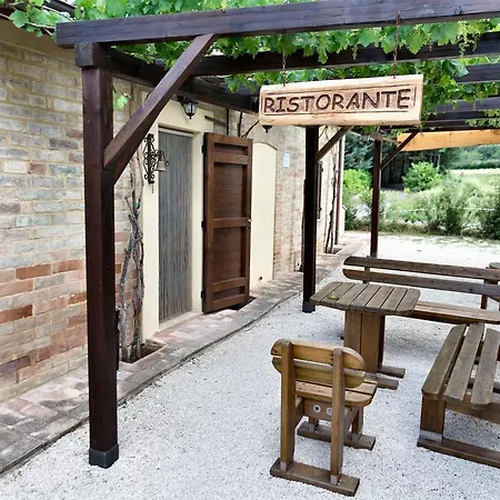 Фермерский дом Casale Dei Mattonari
